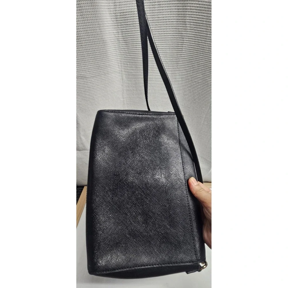 Kate Spade Laurel Way Greer crossbody black Saffiano leather  gold chain